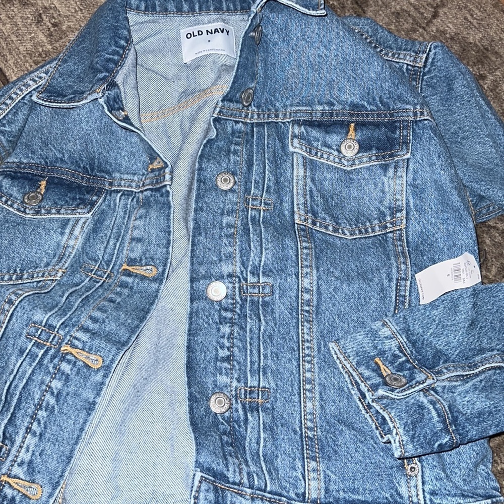 Distressed‎ Classic Jean Jacket - Picture 3 of 3